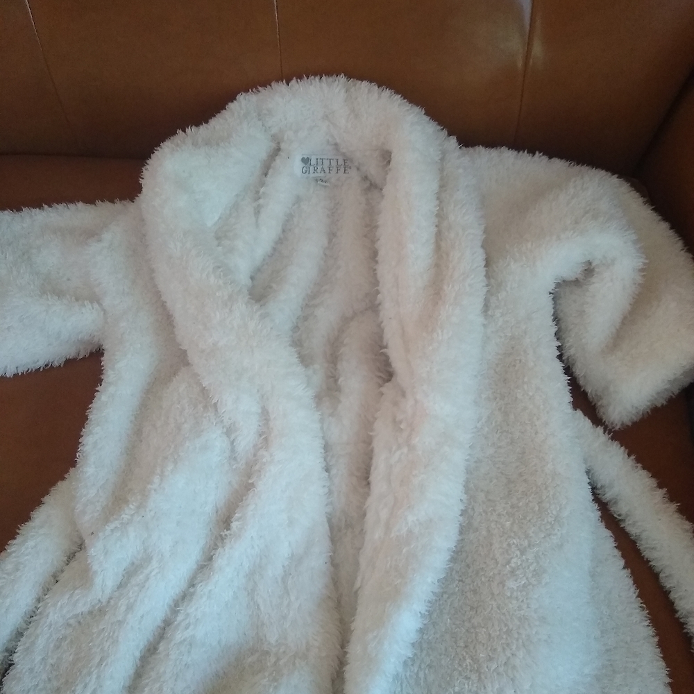 Little Giraffe robe